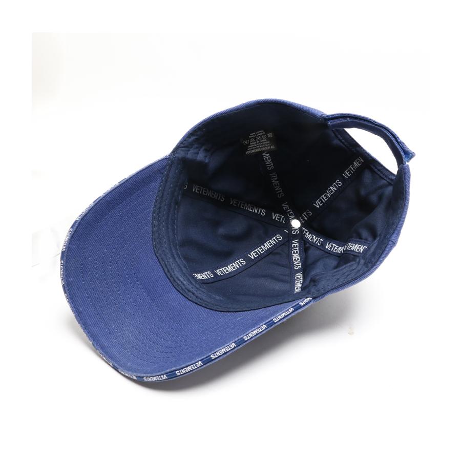 ヴェトモン　キャップ VETEMENTS(ヴェトモン) キャップ(メンズ) - 海外通販のBUYMA