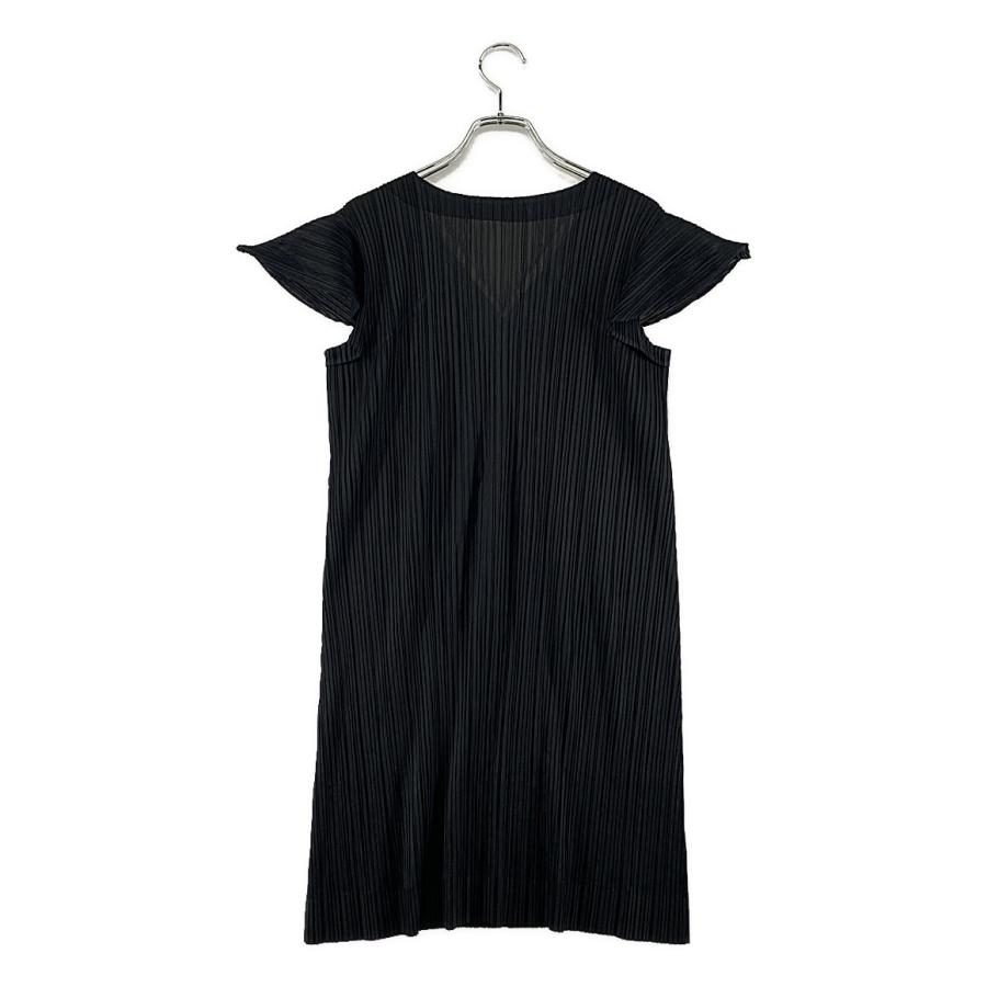 PLEATS PLEASE チュニックワンピース 黒 平置きすると円形に