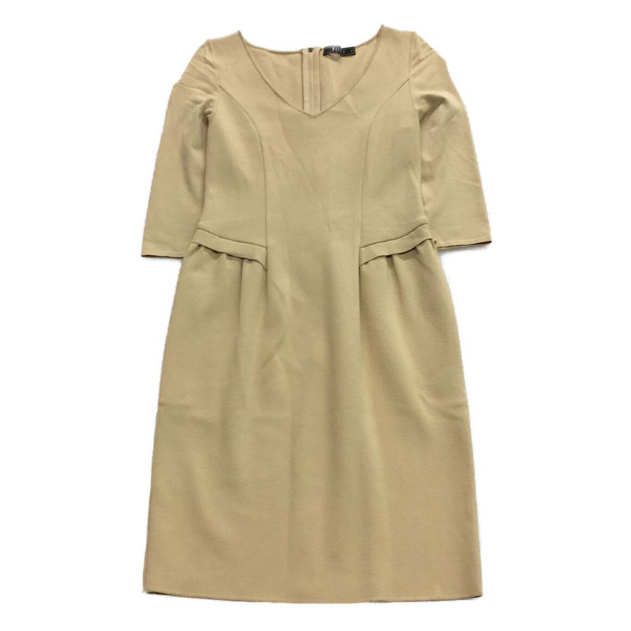 ⭐︎ご売約済みです⭐︎ FOXEY  ホリードレス　ワンピース　ベージュ　40 ⭐︎ご売約済みです⭐︎ FOXEY ホリードレス ワンピース ベージュ 40