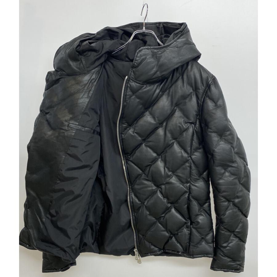 イサムカタヤマバックラッシュ ダウンジャケット カンガルーレザー