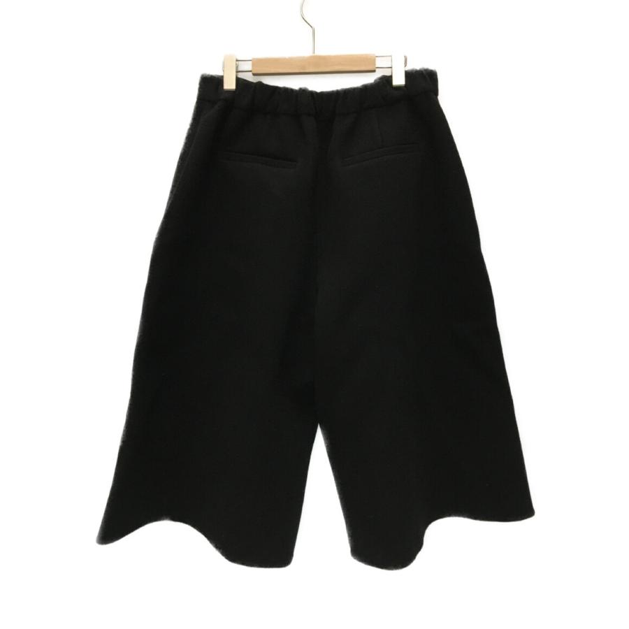 JW ANDERSON 黒 ワイドハーフパンツ　11747391 Over Sized Double Face Wool Shoots オーバーサイズ ダブルフェイス