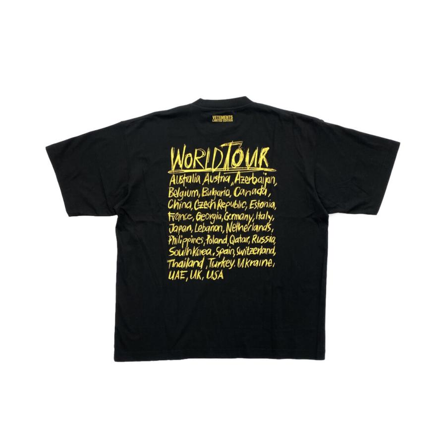 VETEMENTS World Tour Tシャツ