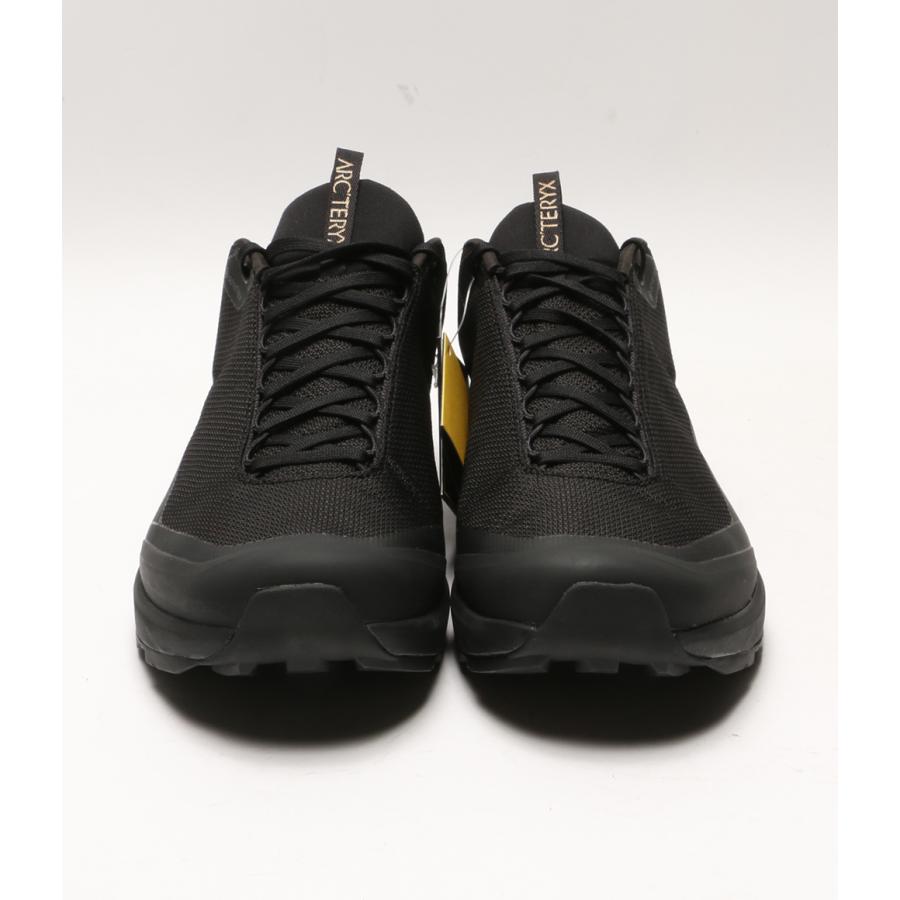 美品 アークテリクス スニーカー AERIOS FL 2 GTX M メンズ SIZE 27cm