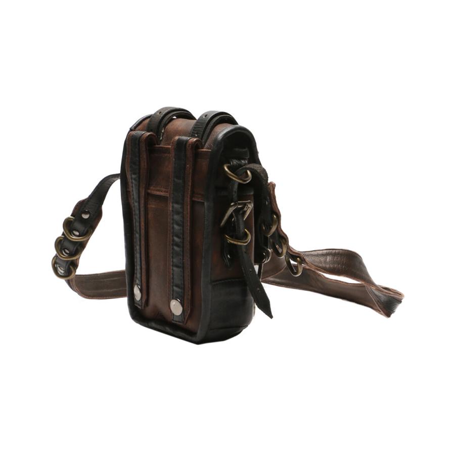 ケムリ ショルダーバッグ LEATHER SHOULDER POUCH メンズ KMRii ケムリ ショルダーバッグ LEATHER SHOULDER POUCH メンズ KMRii