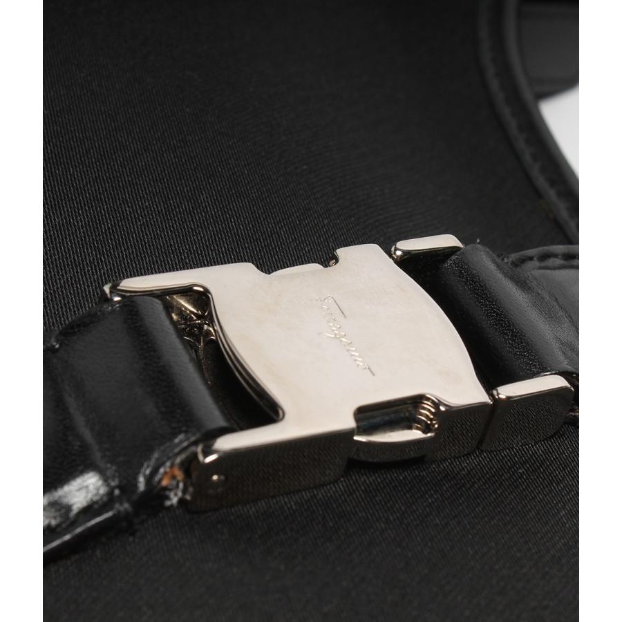 在庫限り】 SalvatoreFerragamo AU-21 A304 ショルダーバッグ レザー