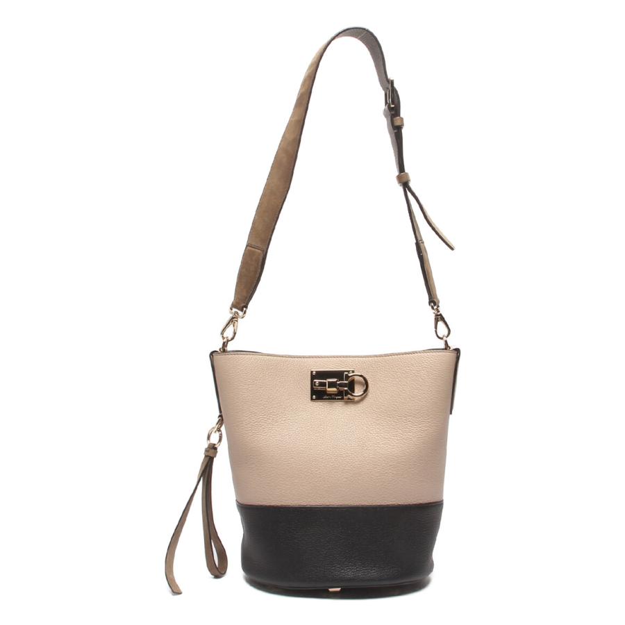 サルバトーレフェラガモ ショルダーバッグ 肩掛け バケットバッグ  