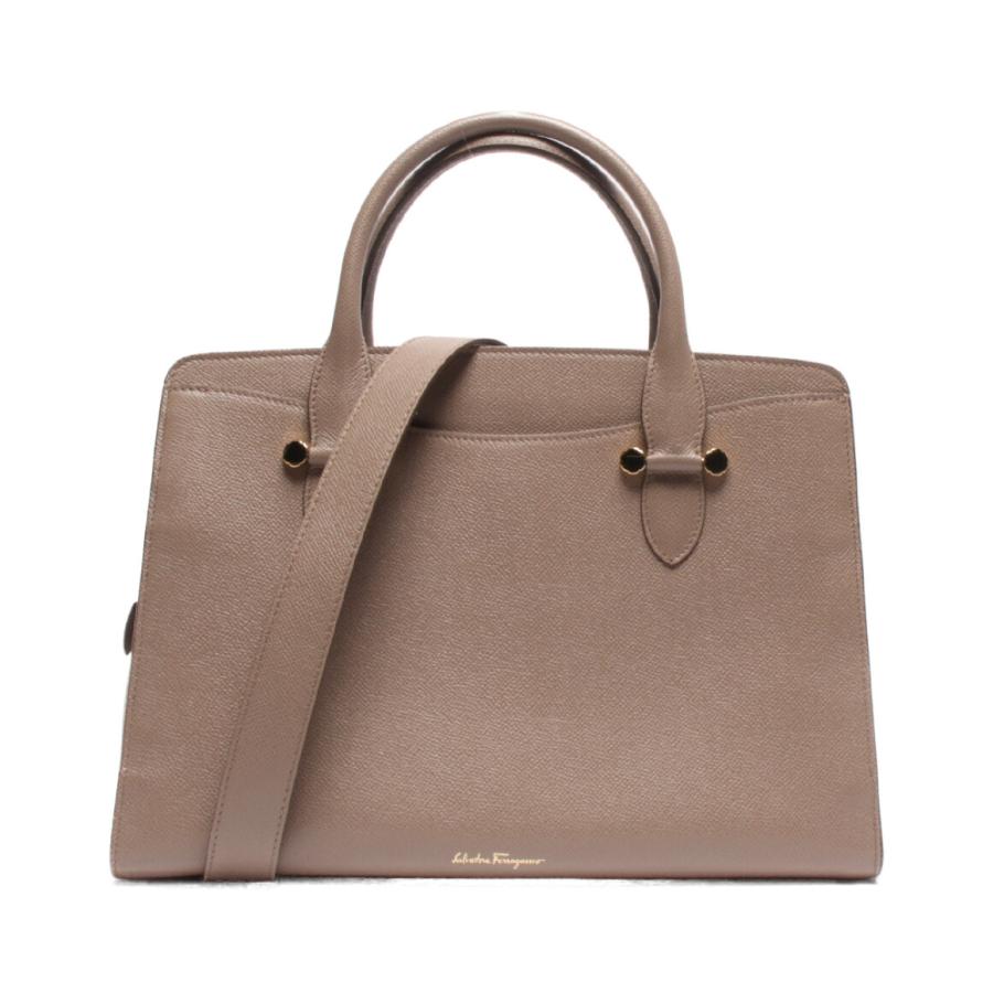 サルバトーレフェラガモ 2wayハンドバッグ ショルダーバッグ 斜め掛け  