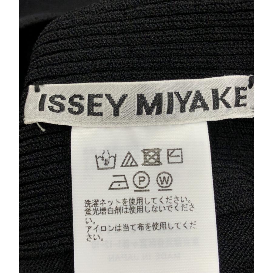 美品 イッセイミヤケ ハイネックニット MELLOW STRETCH 23AW IM33