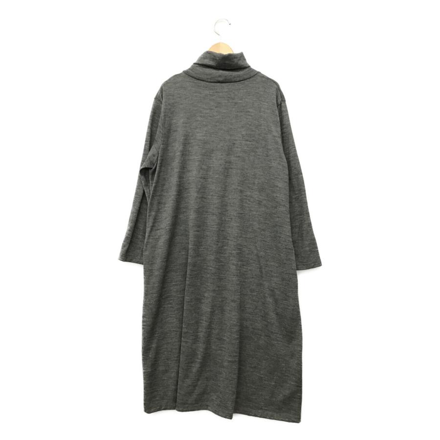 美品 タートルネックニットワンピース ウール100 美品 タートルネックニットワンピース ウール100