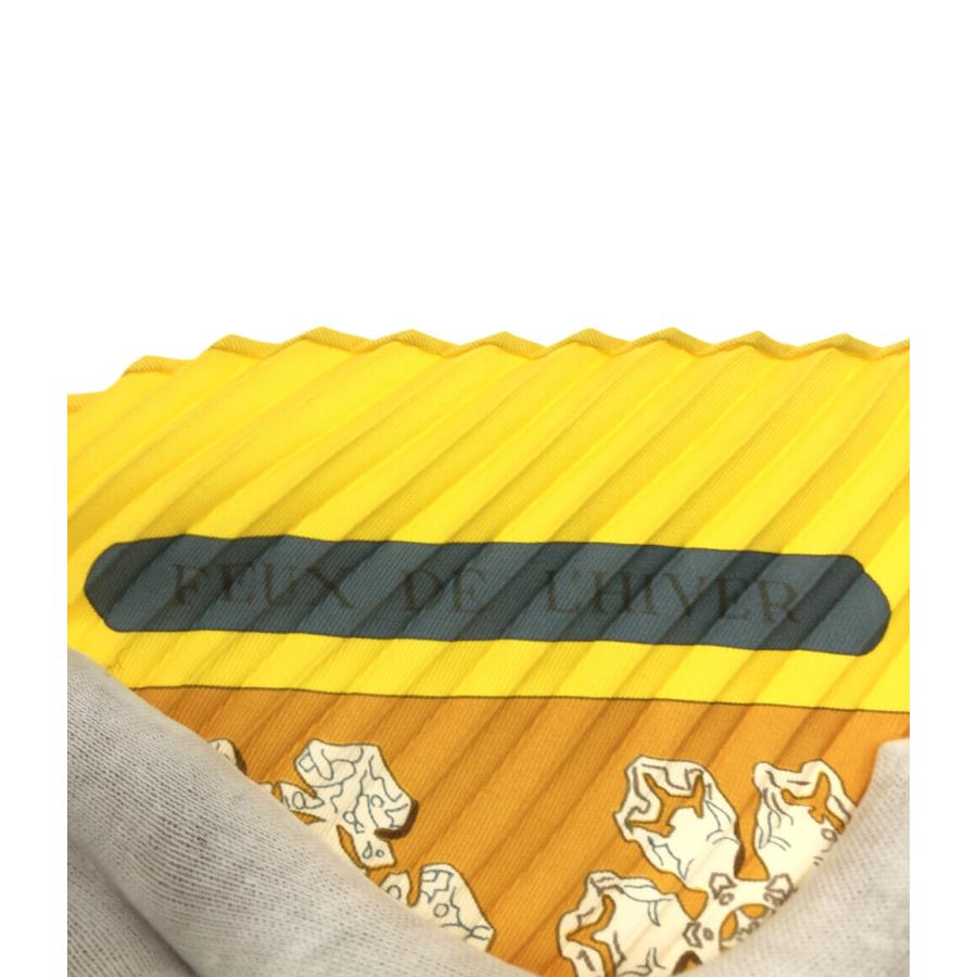 未使用　エルメス　Hermès　プリーツスカーフ L'hiver 冬の火 エルメス プリーツスカーフ シルク100％ 冬の火 FEUX DE L HIVER