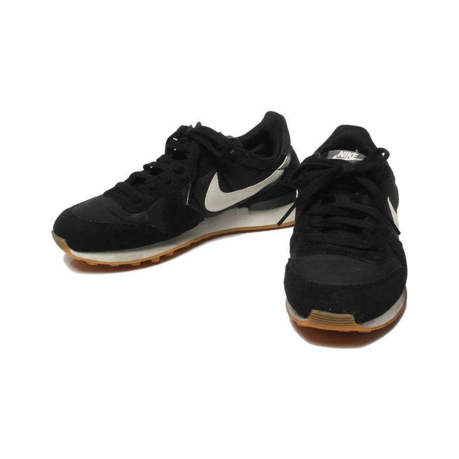 ナイキ スニーカー 8407 021 インターナショナリスト レディース Size 23 M Nike 中古 Aol Hugall Fashion ハグオール 通販 Yahoo ショッピング