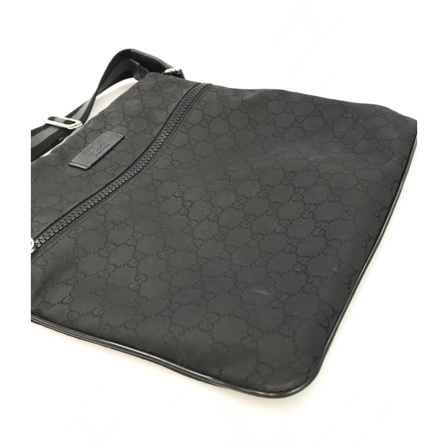 ぺ*ぺ様 GUCCI ナイロンショルダーバッグ ぺ*ぺ様 GUCCI ナイロンショルダーバッグ ぺ*ぺ様 GUCCI