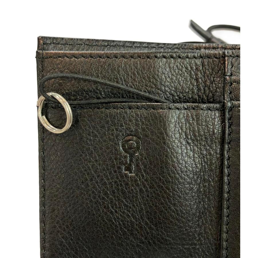 アティテュ レザーショルダーウォレット 三つ折り財布 メンズ