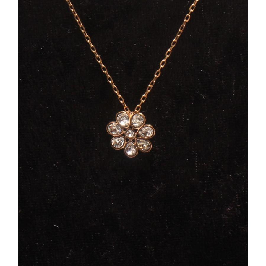 Swarovski フラワーモチーフ ネックレス新品未使用 スワロフスキー ネックレス 花モチーフ フラワーモチーフ レディース