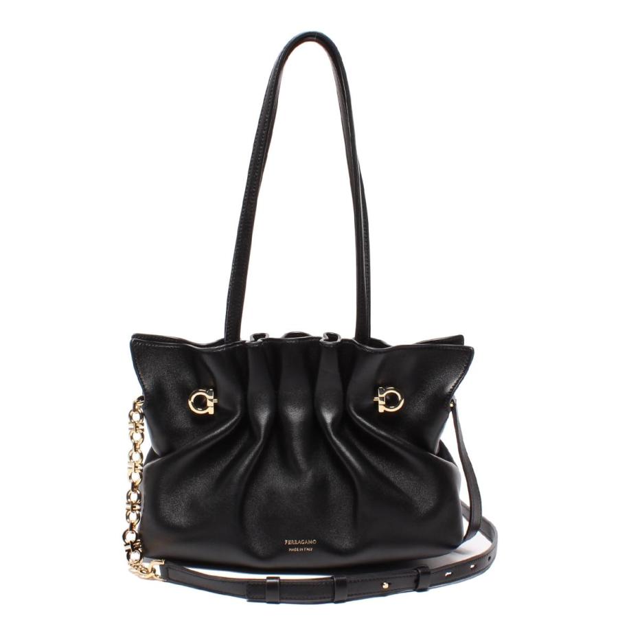 美品 サルヴァトーレフェラガモ 2way ショルダーバッグ 肩掛け 斜め