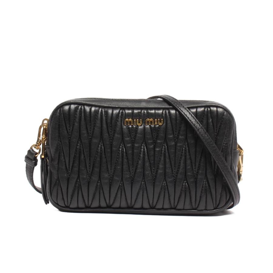 miu miu ブラック ショルダーバッグ miu miu ブラック ショルダーバッグ