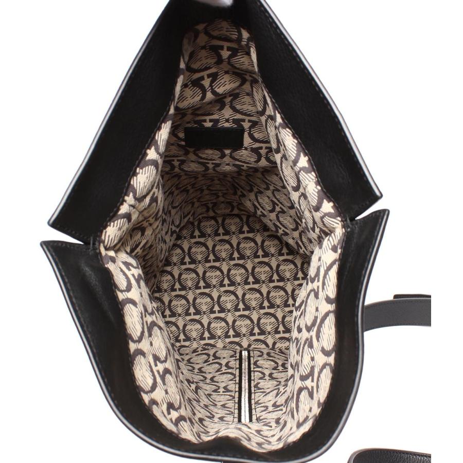 【美品】Salvatore Ferragamo ボディバック ガンチーニ FERRAGAMO フェラガモ ボディバッグ 24 1214 メンズ レザー