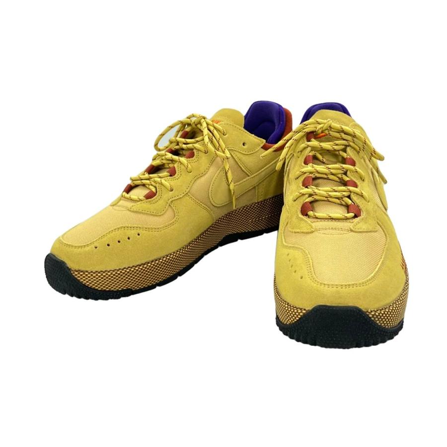 美品 ナイキ ローカットスニーカー AIR FORCE 1 WILD FB2348-700