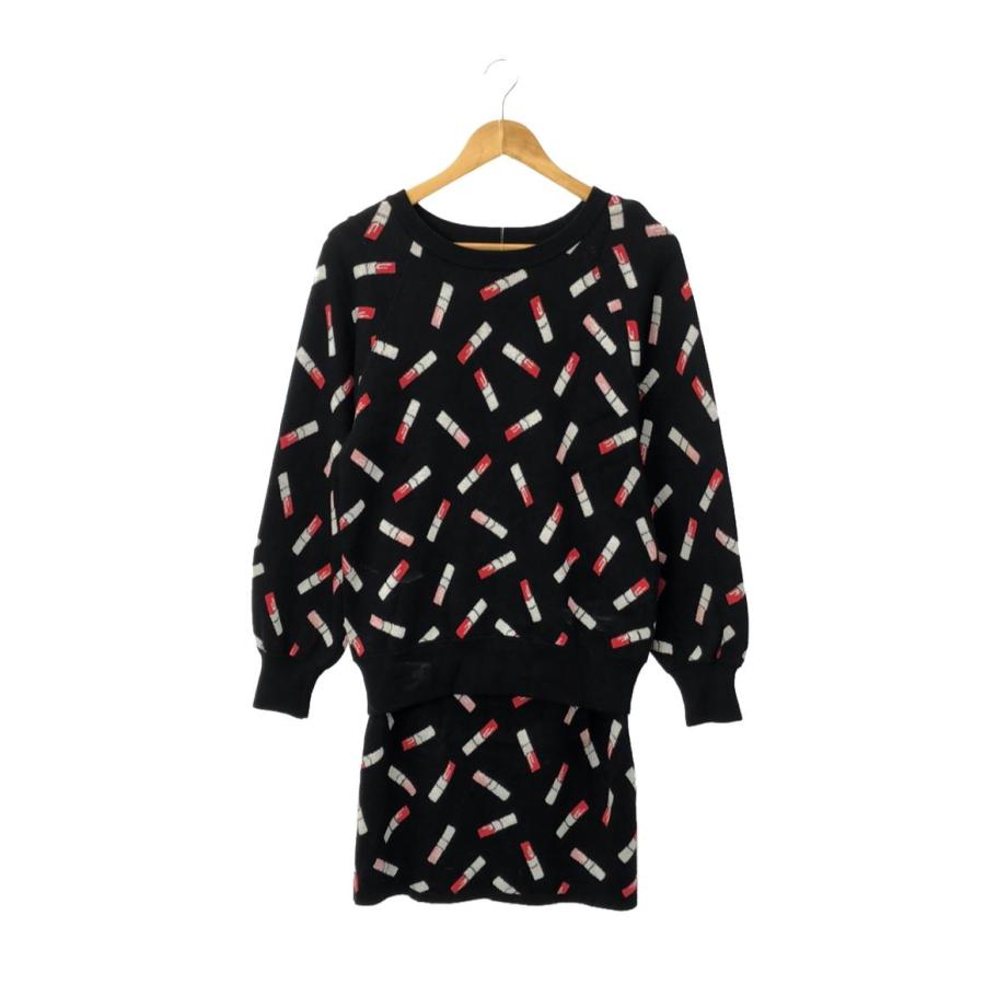 アルマーニエクスチェンジ リップ柄ニットセットアップ レディース