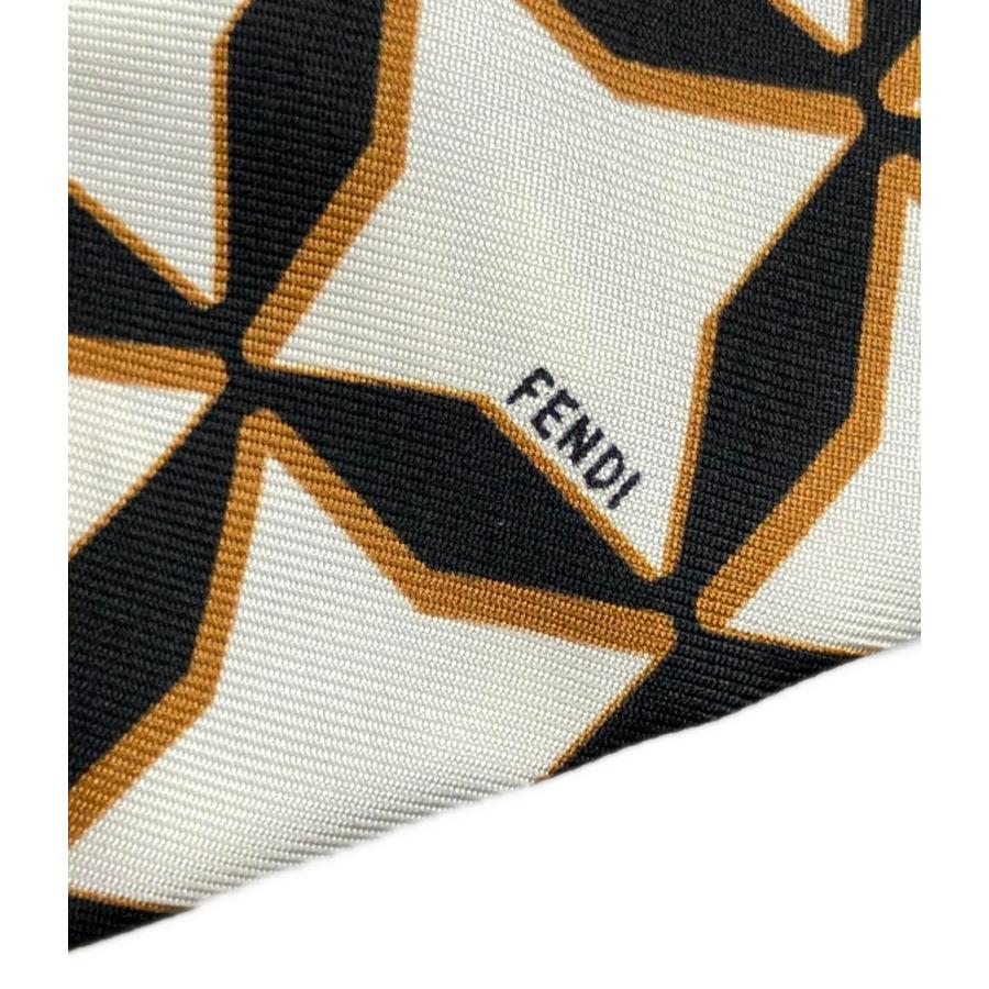 フェンディ ツイリースカーフ シルク100% 総柄 レディース FENDI 中古