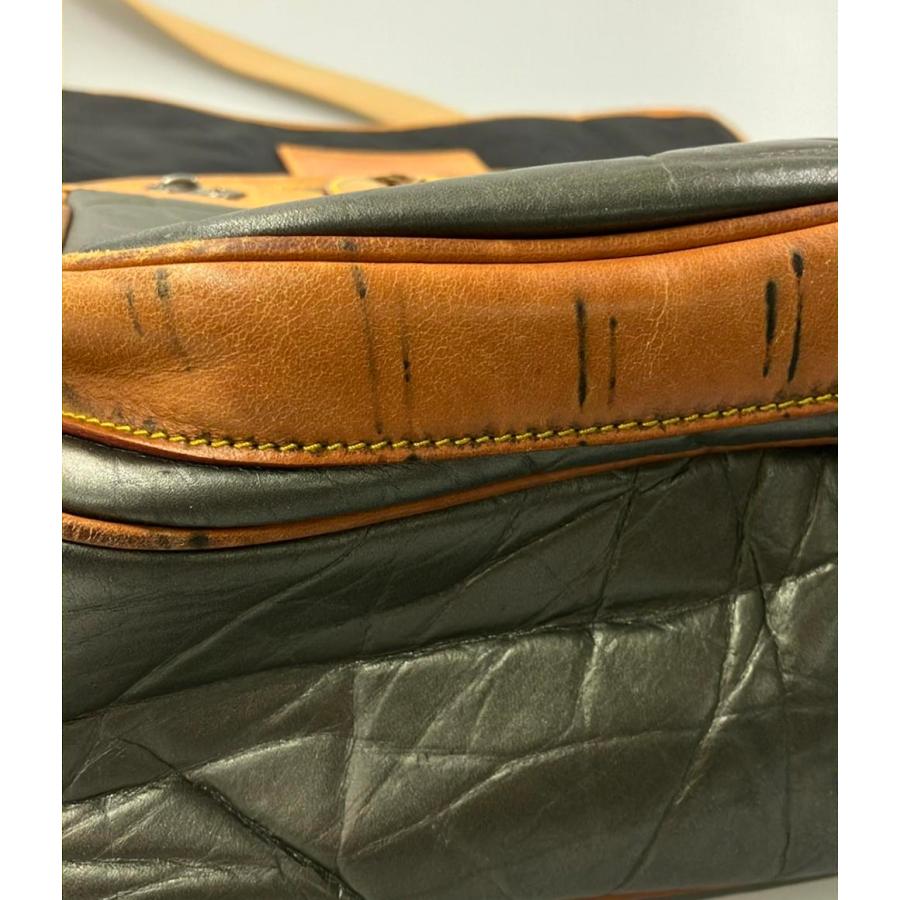 【美品】 ハンティングワールド ショルダーバッグ 斜め掛け ビッグロゴ 希少 ハンティングワールド ショルダーバッグ 斜め掛け メンズ