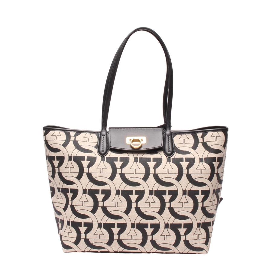 サルヴァトーレフェラガモ　ガンチーニ　パーティバッグ　レディース　バッグ サルバトーレフェラガモガンチーニエナメルパーティーバッグトートバッグ