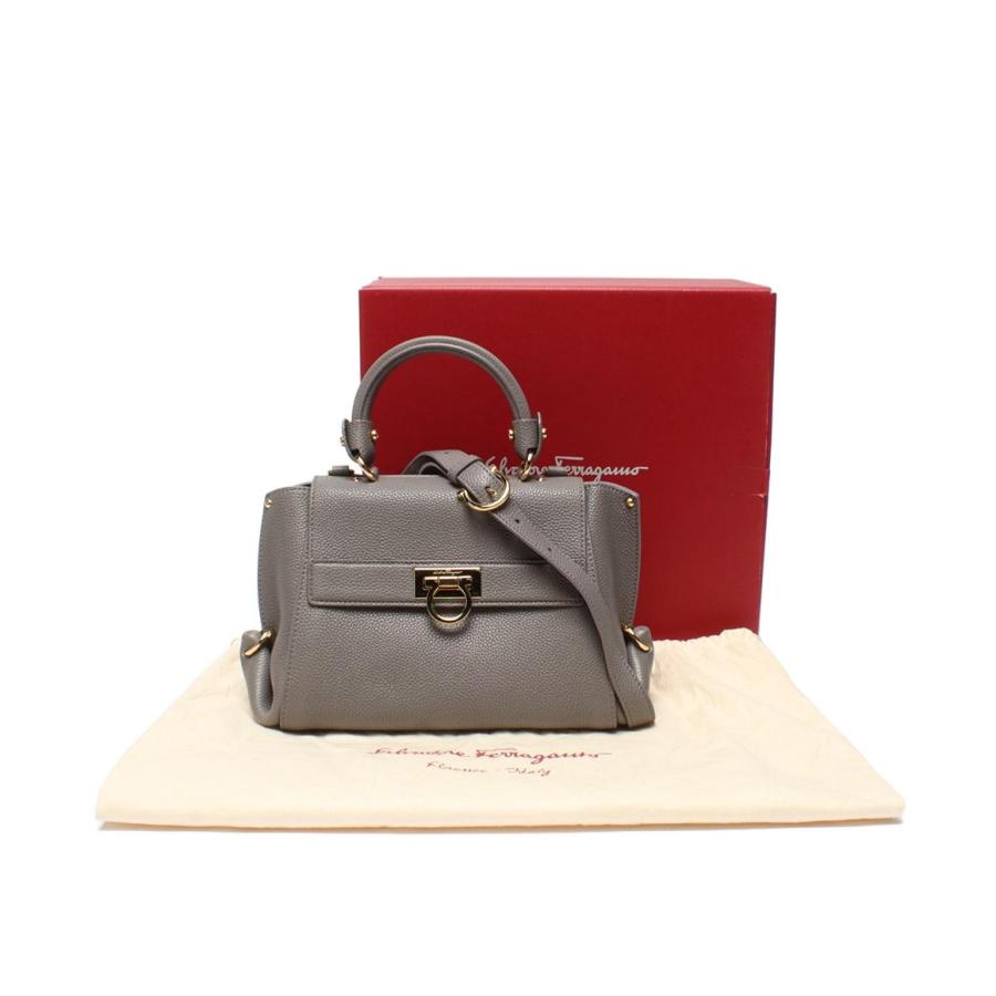 美品 サルヴァトーレフェラガモ 2way ハンドバッグ ショルダーバッグ