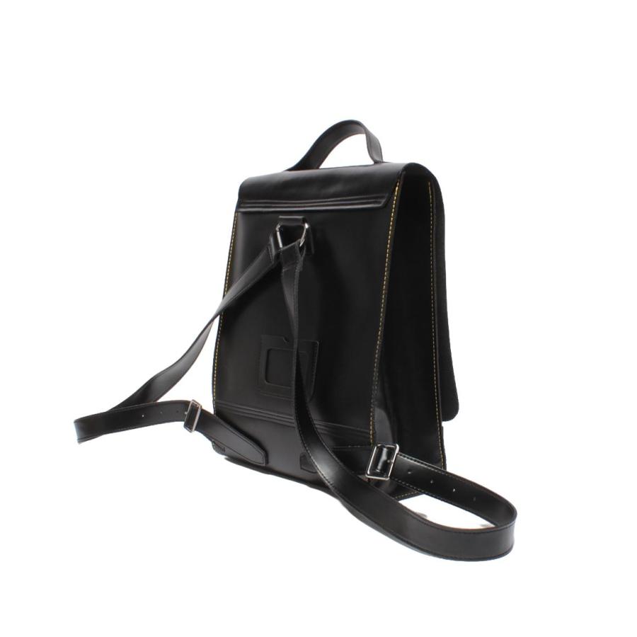 ほぼ未使用✨ドクターマーチン リュック バックパック ボックス ブラック Dr.Martens ドクターマーチン リュック バッグ レディース Box