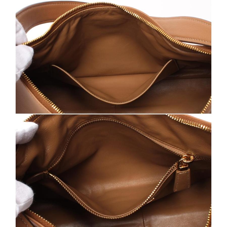 美品 プラダ ショルダーバッグ 肩掛け ソフトグレインレザー