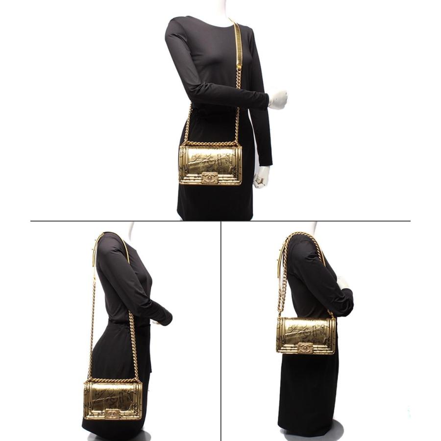 シャネル☆ショルダーバック シャネル チェーンショルダーバッグ ゴールド金具 型押しレザー