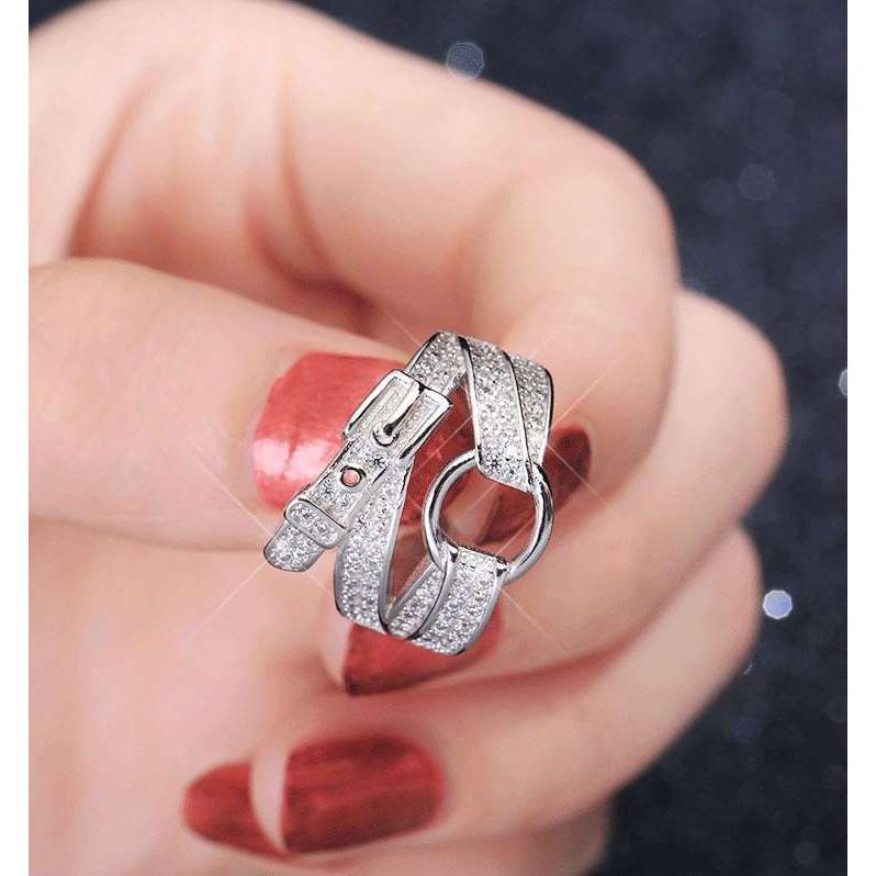 ビジュー ベルト デザイン リング 指輪 ラインストーン 可愛い 大き目 フリーサイズ キラキラ 今コレ 700501  :700501:ファンシーアクセのHumming・F - 通販 - Yahoo!ショッピング