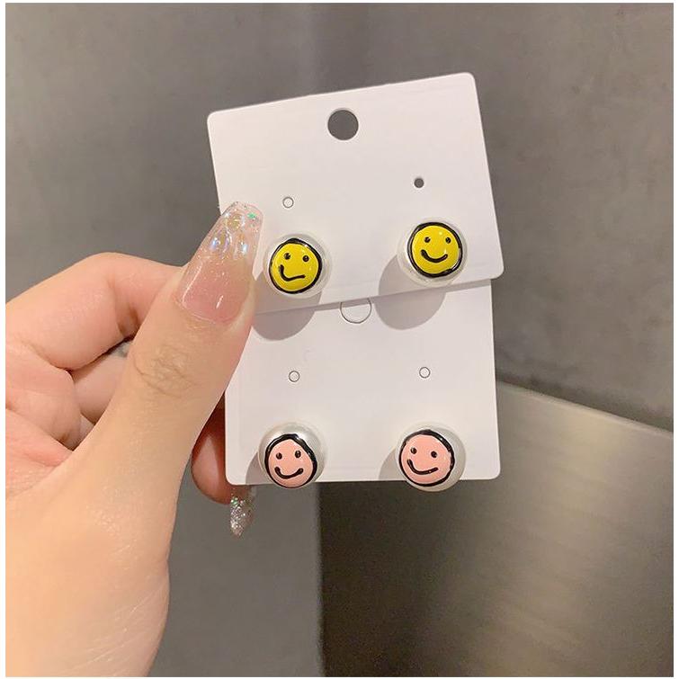 送料無料 ニコちゃん ピアス パール 可愛い 面白 にこにこ 笑顔 大人