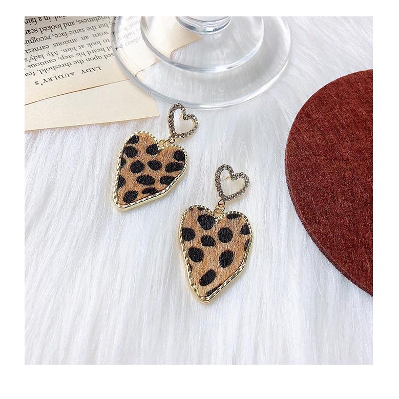 送料無料 レオパード柄 ピアス ヒョウ柄 アクセサリー イアリング 円  