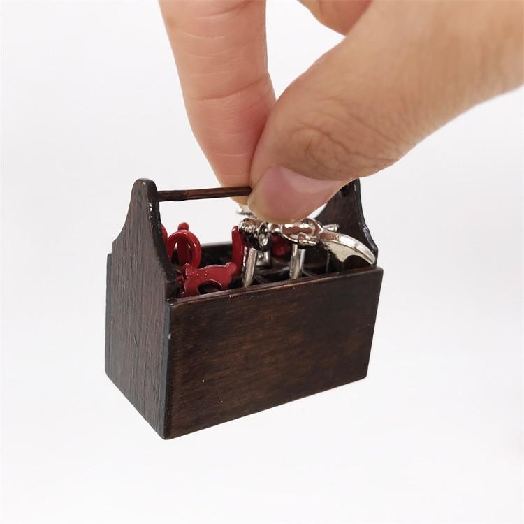 送料無料 ミニチュア 雑貨 道具箱 セット ドールハウス キット 工具 1