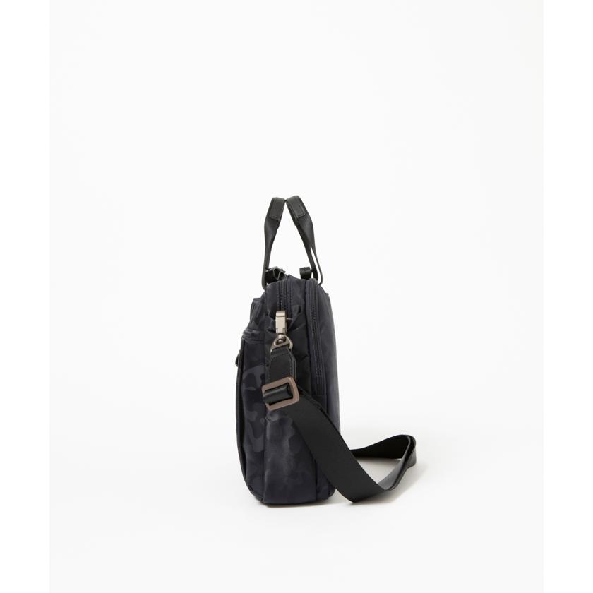 美品 ハンティングワールド ユーティリティカモ 2way ショルダー