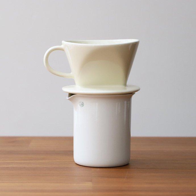 227/2 ビーカー JIPO 8×10cm 400ml ベーシックタイプ Low Spout 収納