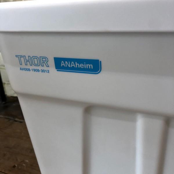 ANAheim×Thor Large Totes With Lid 75L アナハイム×ソーラージトートウィズリッド 75L 衣装箱 スタッキング ガレージ アウトドア Trust社 DETAIL | DETAIL | 02