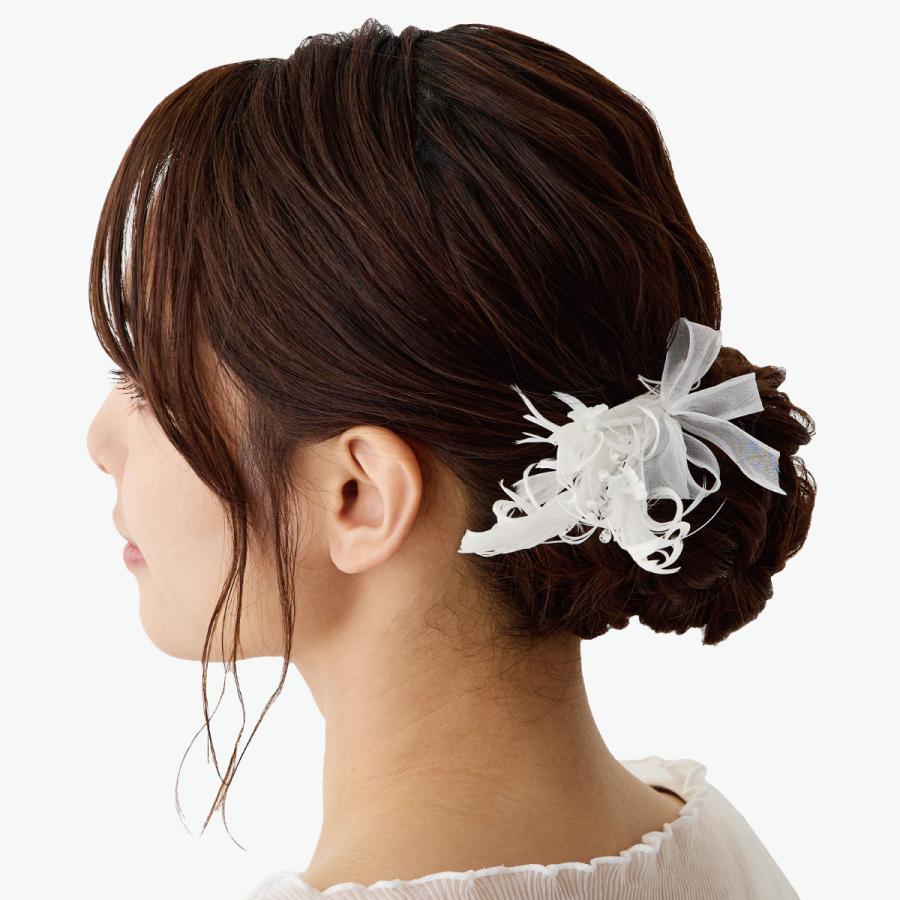 ヘアクリップ 羽根飾り リボン ヘアアクセサリー 大きすぎず華やか