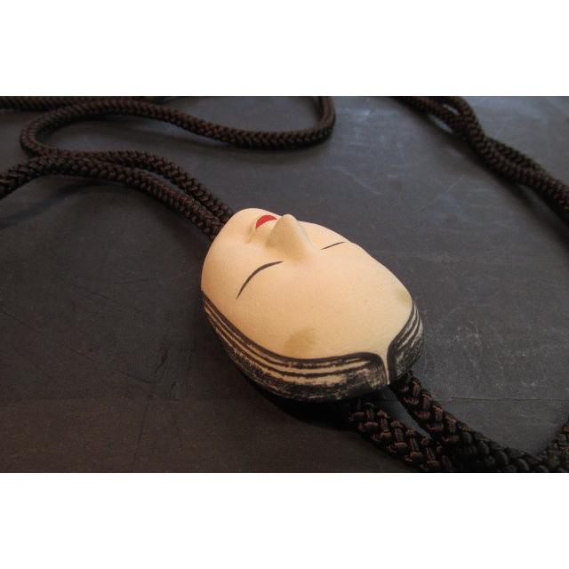 能面小面ループタイ 木製 彫刻 木彫り 能面 日本文化 紐タイ