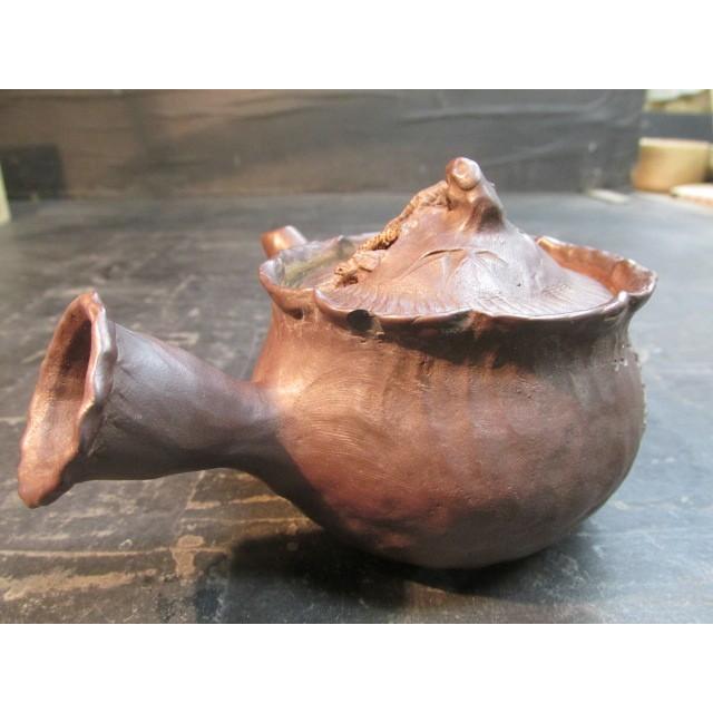 庄造作萬古焼朱泥金彩色絵草花文急須 煎茶道具 庄造作萬古焼朱泥金彩色絵草花文急須 煎茶道具