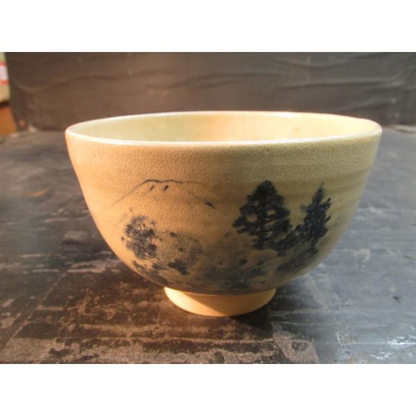 尾戸焼山水紋秋邦絵茶碗 茶道具 陶器 木箱 陶器 陶芸 山水画 作家