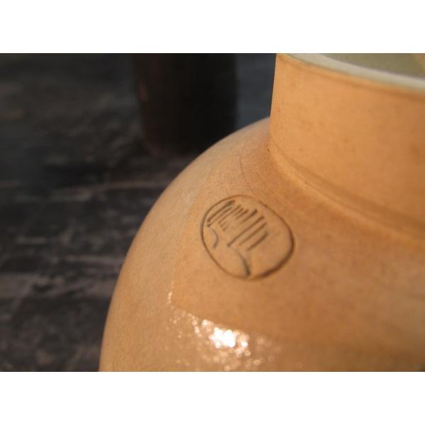 尾戸焼山水紋秋邦絵茶碗 茶道具 陶器 木箱 陶器 陶芸 山水画 作家