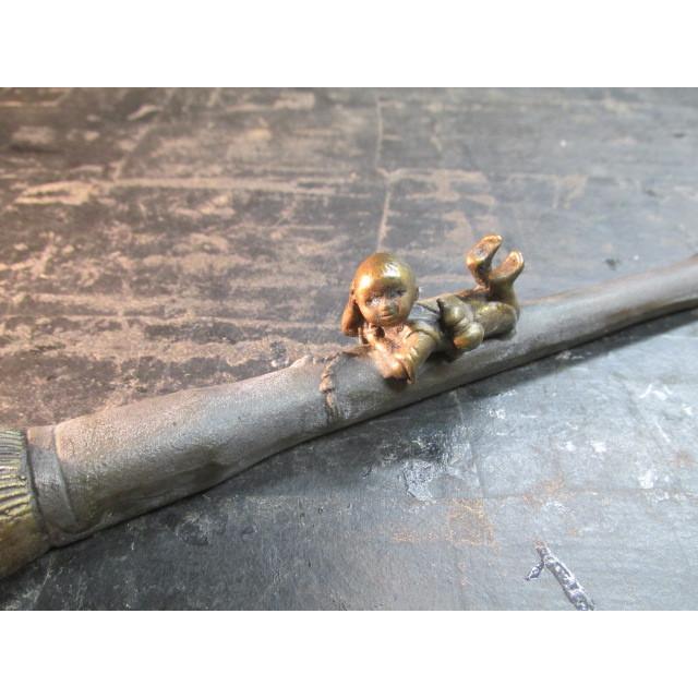 青銅製文鎮　勝負　下尾治彦 　文鎮⑧　文鎮 瑞峰堂 下尾治彦 青銅製 筆形唐子「ひととき」文鎮 高岡銅器 作家 共箱