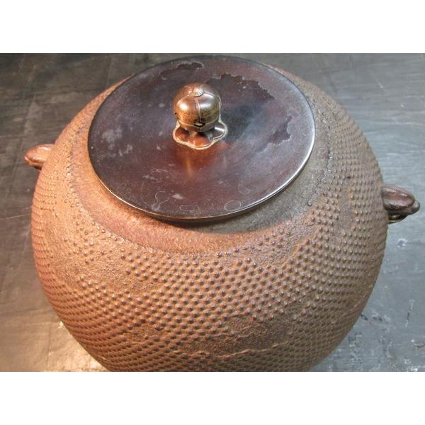 佐藤浄清霞霰地紋丸釜 鉄釜 茶釜 茶道具 茶道 作家 共箱 目立っ 佐藤浄清霞霰地紋丸釜 鉄釜 茶釜 茶道具 茶道 作家 共箱 目立っ