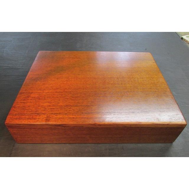 全国宅配無料 柾目幅広チーク一枚板拭き漆大型文箱 A 大型硯箱 木製 一枚板 銘木 硯箱 文箱 幅広 ａ４用紙収納 工芸 拭き漆 作家 手作り 希少 Homeofmalones Com