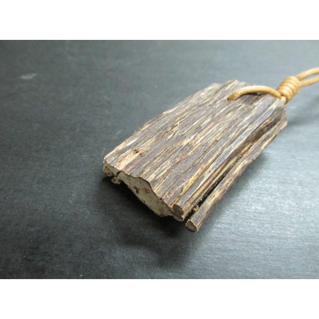 正倉院御物ランジャタイと同じ沈香原木ナチュラルペンダントm