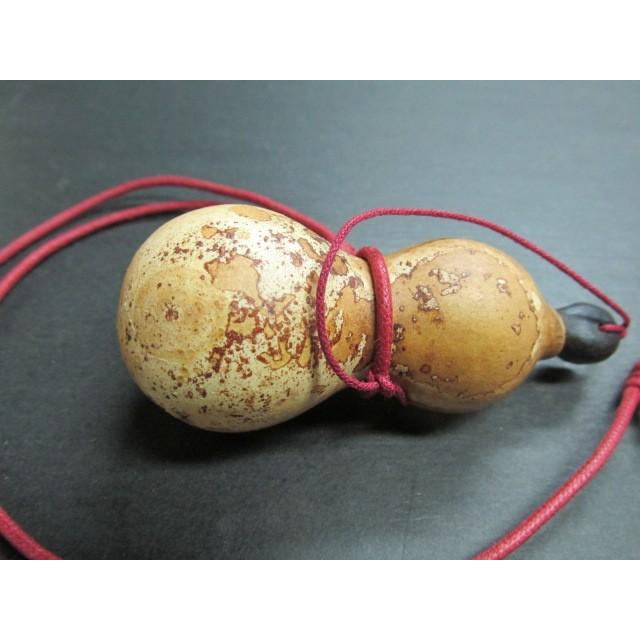 100％天然 加工なし 岫玉 油翠 和田玉 翡翠 バングル 腕輪 天然石 52