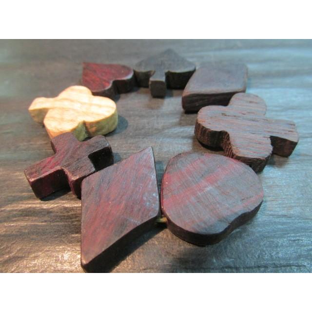 新版 世界銘木ブレスレット D 木製ブレスレット 木のアクセサリー ウッドブレスレット 彫刻 トランプ 作家 手作り フリーサイズ Tb 016 手作りネットギャラリー百人一首 通販 Yahoo ショッピング 人気満点 Mtkbrasil Com Br