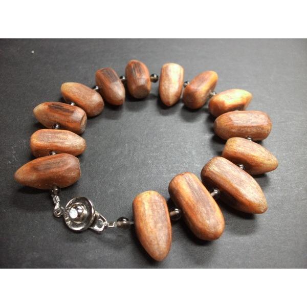 肥松素磨きどんぐりブレスレット 木製ブレスレット 木のアクセサリー