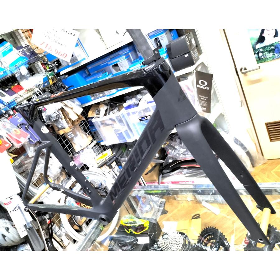 REACTO アウトレット新品 メリダ REACTO AMADT562F EK96 フレーム